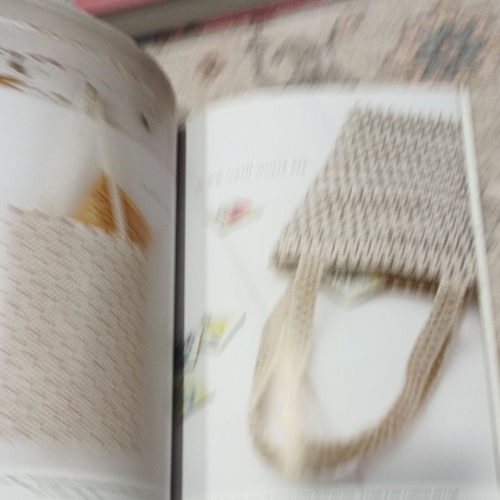 Macramé Pattern Book - Picture 6 of 6